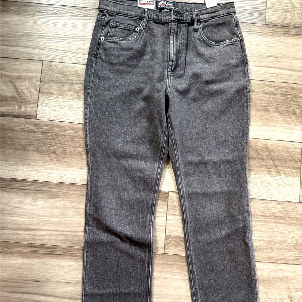 BRAND NEW Kirkland ankle jeans